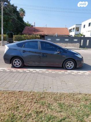 טויוטה פריוס GLI הייבריד אוט' 1.8 (99 כ"ס) בנזין 2009 למכירה בקרית טבעון