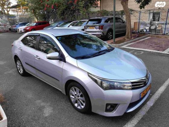 טויוטה קורולה GLI-FL אוט' 1.6 (132 כ''ס) [2013-2016] בנזין 2014 למכירה בקרית מוצקין