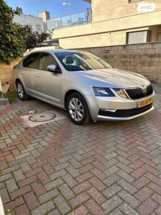 סקודה אוקטביה Ambition אוט' 1.5 (150 כ''ס) בנזין 2019 למכירה בקרית אתא