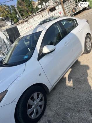 מאזדה i Active סדאן אוט' 1.6 (105 כ''ס) בנזין 2009 למכירה בתל אביב יפו