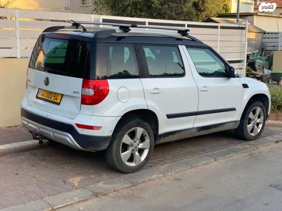 סקודה ייטי / Yeti Elegance אוט' 1.4 (122 כ"ס) בנזין 2015 למכירה בנתניה