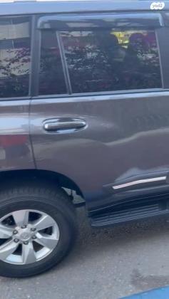 טויוטה לנד קרוזר ארוך 4X4 Select אוט' דיזל 7 מק' 2.8 (177 כ"ס) דיזל 2019 למכירה בחולון