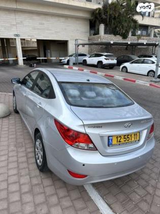 יונדאי i25 Inspire אוט' 1.4 (100 כ''ס) בנזין 2013 למכירה באילת