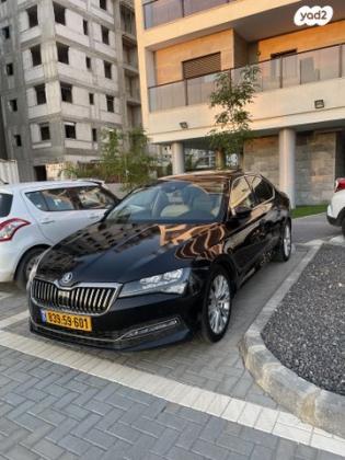 סקודה סופרב (2019 ואילך) FL Style אוט' 4 דל' 1.5 (150 כ''ס) בנזין 2019 למכירה בעפולה