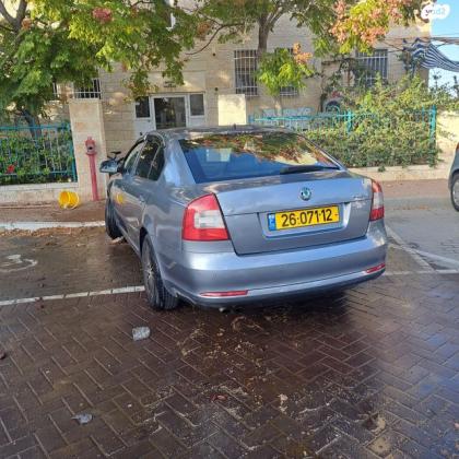 סקודה אוקטביה Ambition אוט' 1.4 (122 כ"ס) בנזין 2013 למכירה במעלה אדומים