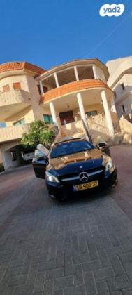 מרצדס CLA CLA200 Urban אוט' 1.6 (156 כ"ס) בנזין 2016 למכירה באום אל פחם