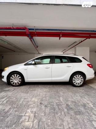 אופל אסטרה Enjoy סטיישן אוט' 1.4 (140 כ"ס) בנזין 2014 למכירה בחדרה