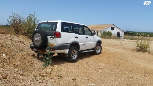 ניסאן טראנו ארוך 4X4 SR ידני דיזל 2.7 (125 כ''ס) דיזל 2004 למכירה באשדוד