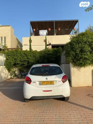 פיג'ו 208 Access Plus אוט' 1.2 (110 כ"ס) בנזין 2017 למכירה בפתח תקווה