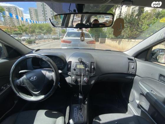 יונדאי i30CW Inspire סטיישן אוט' 1.6 (126 כ''ס) בנזין 2010 למכירה ברחובות