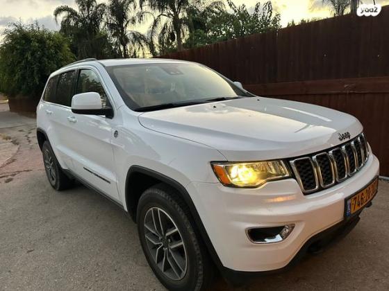 ג'יפ / Jeep גרנד צ'ירוקי 4X4 Laredo אוט' 5 מק' 3.6 (286 כ''ס) בנזין 2022 למכירה במשמר השבעה