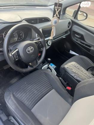 טויוטה יאריס Sol אוט' 1.5 (112 כ"ס) בנזין 2018 למכירה במבשרת ציון