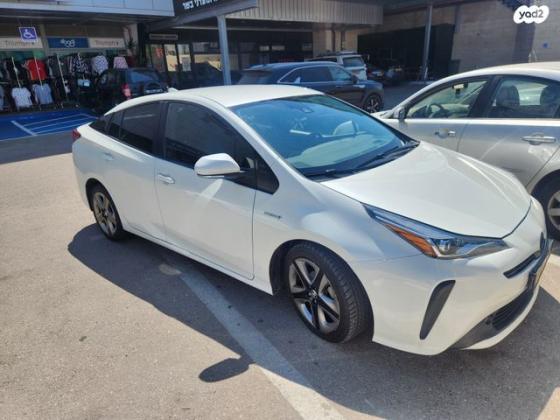 טויוטה פריוס הייבריד אוט' 1.8 (98 כ''ס) בנזין 2016 למכירה במודיעין מכבים רעות