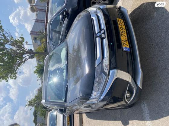 מיצובישי אאוטלנדר Instyle אוט' 7 מק' 2.0 (150 כ"ס) בנזין 2017 למכירה ברחובות