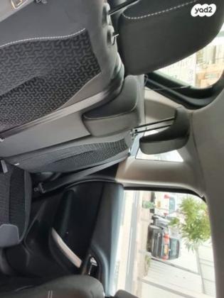 סיטרואן C3 Comfort אוט' 1.6 (120 כ"ס) בנזין 2011 למכירה בתל אביב יפו