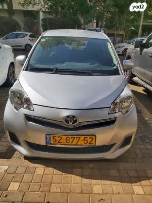 טויוטה ספייס ורסו Terra אוט' 1.3 (99 כ"ס) בנזין 2013 למכירה בפתח תקווה