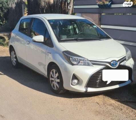 טויוטה יאריס הייבריד Style אוט' 1.5 (73 כ"ס) בנזין 2017 למכירה בדור