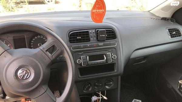 פולקסווגן פולו Trendline אוט' 5 דל' 1.4 (85 כ''ס) בנזין 2011 למכירה בעפולה