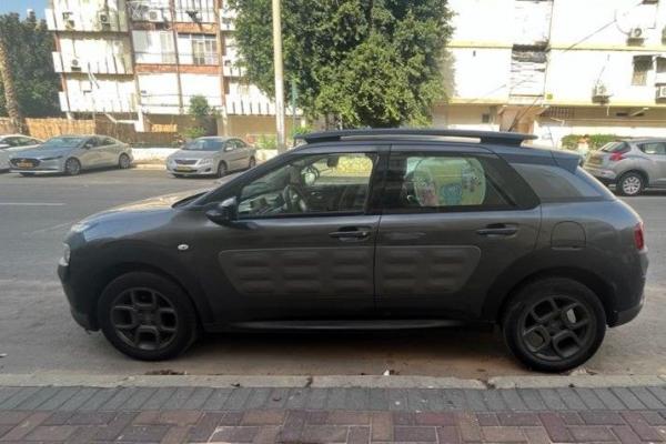 סיטרואן C4 קקטוס Fun ידני דיזל 1.6 (99 כ"ס) דיזל 2017 למכירה בפתח תקווה