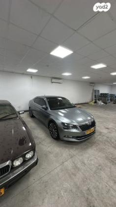 סקודה סופרב (עד 2019) 4X4 L&K אוט' 2.0 (280 כ"ס) בנזין 2017 למכירה בכפר קאסם