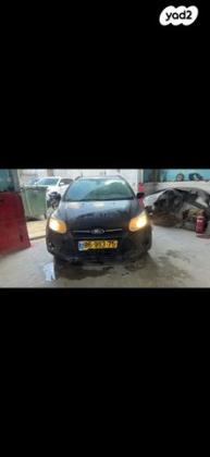פורד פוקוס Trend סטיישן אוט' 1.6 (125 כ''ס) בנזין 2013 למכירה בנתניה