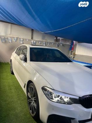 ב.מ.וו סדרה 5 530E IPer Exclusive הייבריד אוט' 2.0 (252 כ"ס) היברידי חשמל / בנזין 2019 למכירה בבת ים