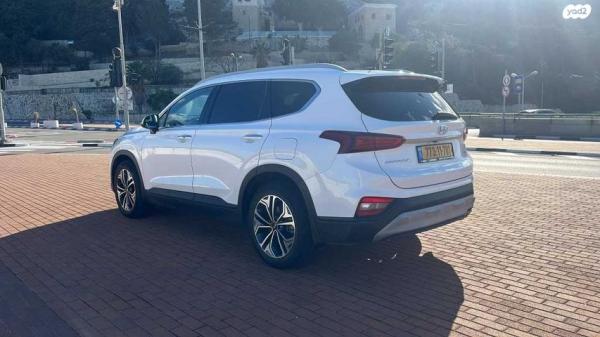 יונדאי סנטה פה Supreme אוט' דיזל 7 מק' 2.2 (200 כ''ס) דיזל 2019 למכירה בחיפה