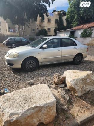 טויוטה קורולה GLI אוט' 1.6 (110 כ''ס) בנזין 2005 למכירה בפתח תקווה