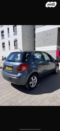 סוזוקי SX4 GLX-HB הצ'בק אוט' 1.6 (107 כ''ס) בנזין 2009 למכירה בגבעתיים