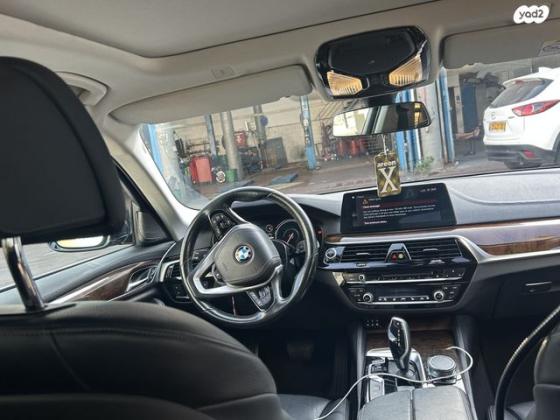 ב.מ.וו סדרה 5 530E IPer Exclusive הייבריד אוט' 2.0 (252 כ"ס) היברידי חשמל / בנזין 2018 למכירה בקרית אונו