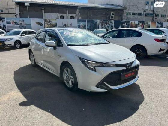 טויוטה קורולה הייבריד Excite Sky אוט' 1.8 (98 כ''ס) בנזין 2021 למכירה בבת ים