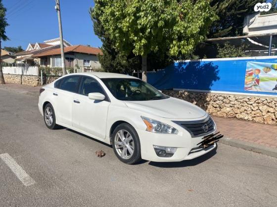 ניסאן אלטימה SV אוט' 2.5 (182 כ"ס) בנזין 2015 למכירה בגן יבנה
