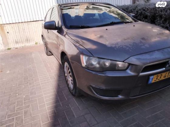 מיצובישי לנסר הדור החדש Invite אוט' 1.5 (109 כ''ס) בנזין 2011 למכירה בפתח תקווה