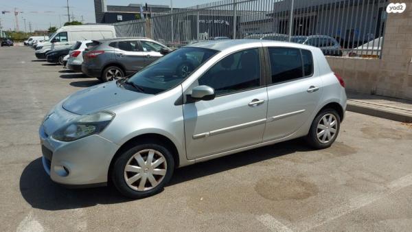 רנו קליאו דור 3 (2006-2014) Extreme ידני 1.1 (75 כ''ס) בנזין 2011 למכירה בראשון לציון