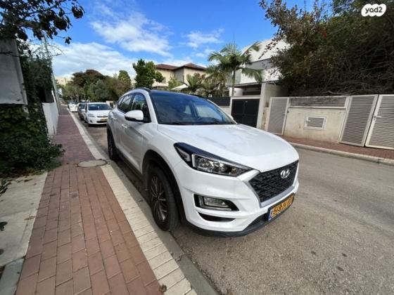 יונדאי טוסון Panoramic אוט' בנזין 2.0 (155 כ"ס) בנזין 2019 למכירה בקרית אונו