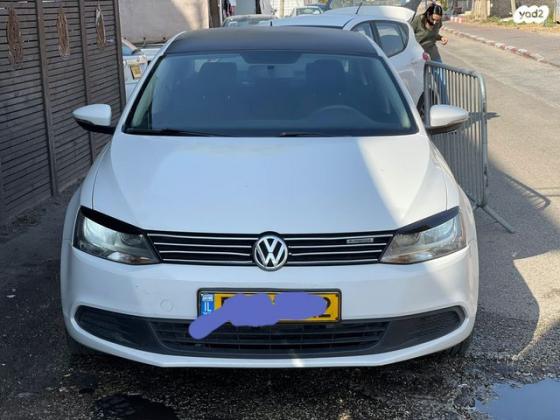 פולקסווגן ג'טה Trendline אוט' 1.2 (105 כ"ס) בנזין 2013 למכירה במגאר