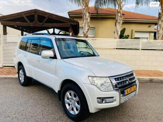מיצובישי פג'רו ארוך 4X4 Desert אוט' דיזל 7 מק' 3.2 (200 כ"ס) דיזל 2015 למכירה בעפולה