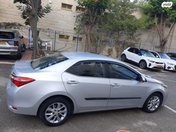 טויוטה קורולה GLI-FL אוט' 1.6 (132 כ''ס) [2013-2016] בנזין 2014 למכירה בקרית מוצקין
