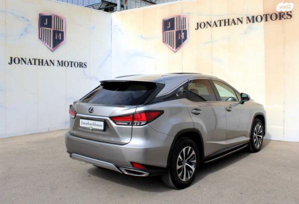 לקסוס RX300 4X4 Luxury אוט' 2.0 (238 כ''ס) בנזין 2021 למכירה בחיפה