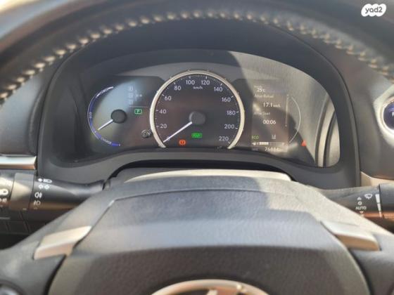 לקסוס CT200H Premium הייבריד אוט' 1.8 (99 כ"ס) בנזין 2018 למכירה במודיעין מכבים רעות