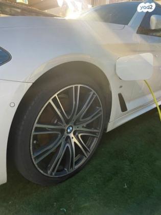 ב.מ.וו סדרה 5 530E IPer Exclusive הייבריד אוט' 2.0 (252 כ"ס) היברידי חשמל / בנזין 2019 למכירה בבת ים