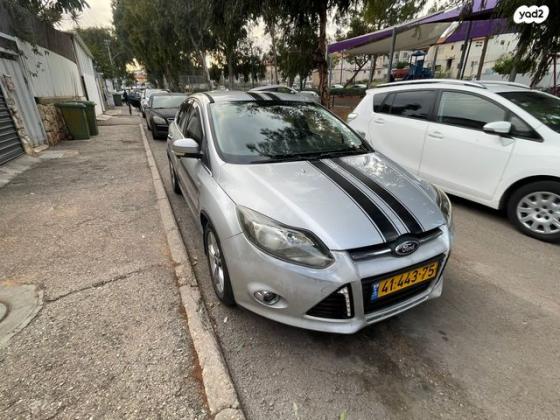 פורד פוקוס Sport הצ'בק אוט' 1.6 (125 כ"ס) בנזין 2012 למכירה בנתניה