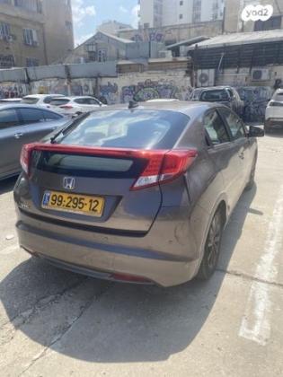 הונדה סיוויק האצ'בק החדשה Comfort אוט' 1.8 (142 כ''ס) בנזין 2013 למכירה בבת ים