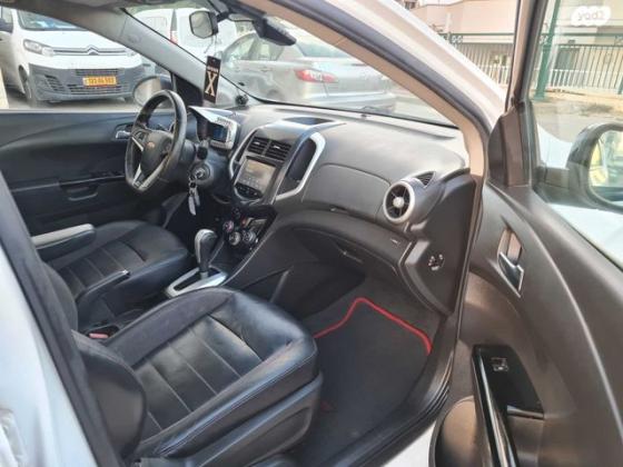 שברולט סוניק RS הצ'בק אוט' 1.4 (140 כ"ס) בנזין 2014 למכירה בלוד