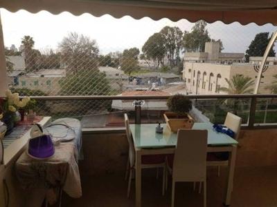 דירת 5 חדרים למכירה ברח אורט 18 באשקלון