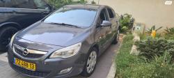 אופל אסטרה Enjoy הצ'בק אוט' 1.6 (115 כ''ס) בנזין 2012 למכירה ברחוב