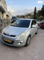 יונדאי i20 Inspire אוט' 1.4 (100 כ"ס) [2009-2015] בנזין 2011 למכירה בירוש