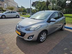 מאזדה H Dynamic אוט' 1.5 (103 כ"ס) בנזין 2015 למכירה ברעננה