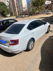 סקודה אוקטביה Ambition אוט' 1.5 (150 כ''ס) בנזין 2019 למכירה בבאר ש