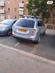 מיצובישי אאוטלנדר Instyle אוט' 7 מק' 2.0 (150 כ"ס) בנזין 2015 למכיר